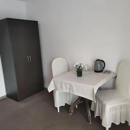 Guest house Limoni *