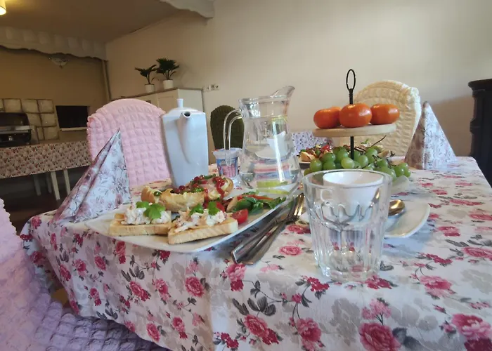 Guest house Limoni Brenna